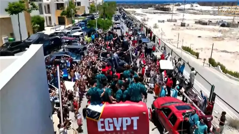 موفد «إكسترا نيوز»: فرحة استثنائية في العلمين بعد أول تأهل تاريخي لمنتخب مصر