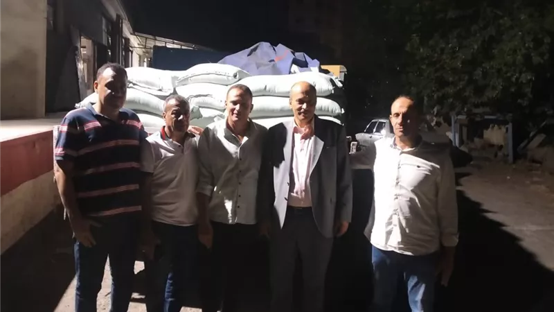 ضربة جديدة لتجار السوق السوداء.. ضبط 123 شيكارة دقيق مدعم بالغربية