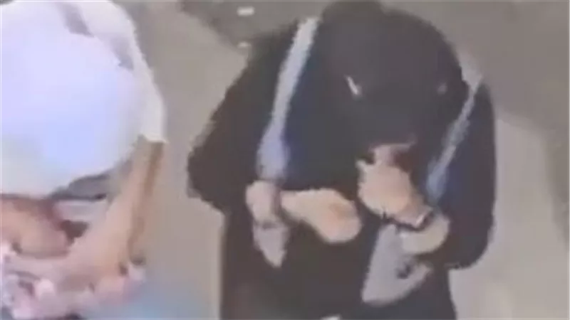بيشربو مخدرات في الشارع .. مداهمة بؤرة لترويج وتعاطي المخدرات بالإسكندرية
