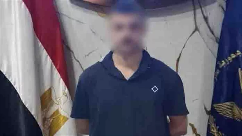 القبض على عامل بتهمة الترويج لبيع الألعاب النارية عبر مواقع التواصل في الجيزة