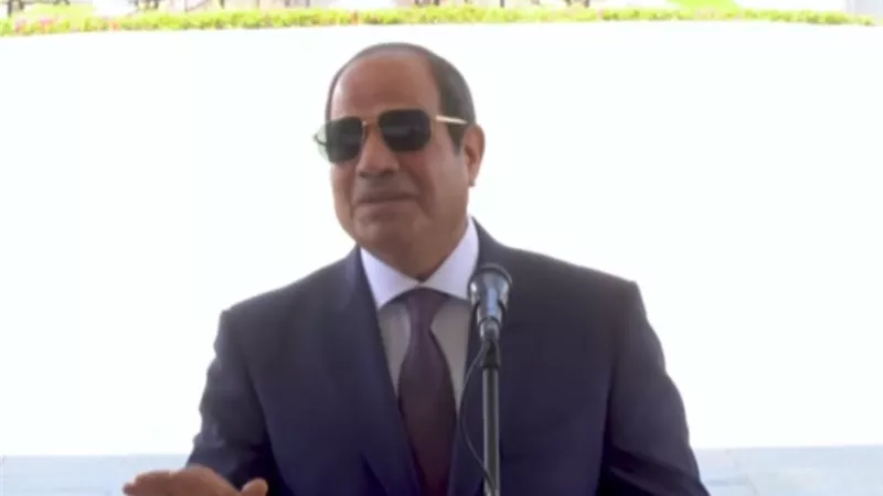 الرئيس السيسي: مش ممكن يكون 120 مليون مفيش فيهم محمد صلاح ومصطفى شوبير