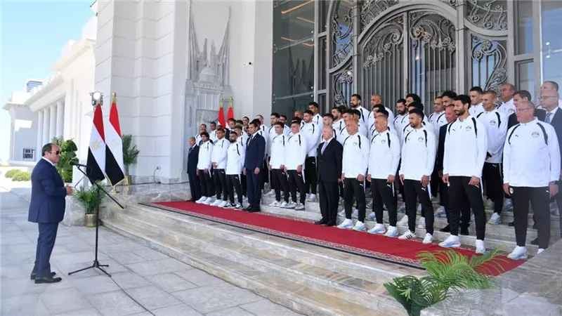 محمد صلاح: كلمات الرئيس السيسي للمنتخب حملت رسائل تتجاوز الاحتفاء بالإنجاز