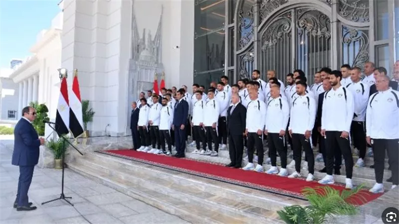 الحرية المصري: لقاء السيسي بلاعبي المنتخب يؤكد وقوف الدولة تقف خلف أبنائها