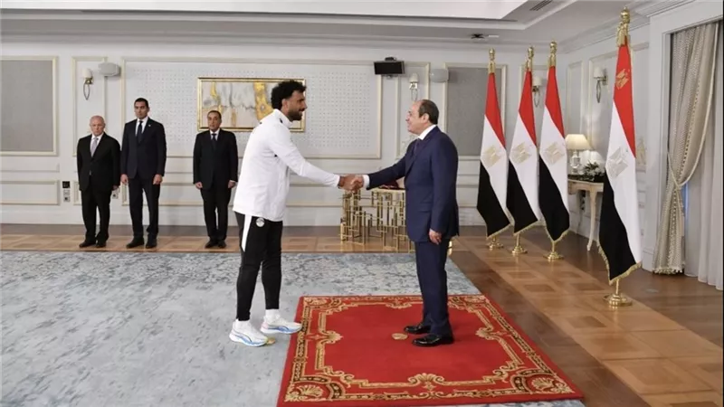 مهدي سليمان بعد تكريم الرئيس السيسي: وسام فخر أعتز به طوال حياتي