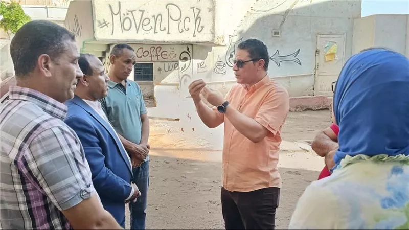 تنفيذًا لتوجيهات محافظ أسيوط..وكيل الوزارة يتفقد مركز التنمية الشبابية 