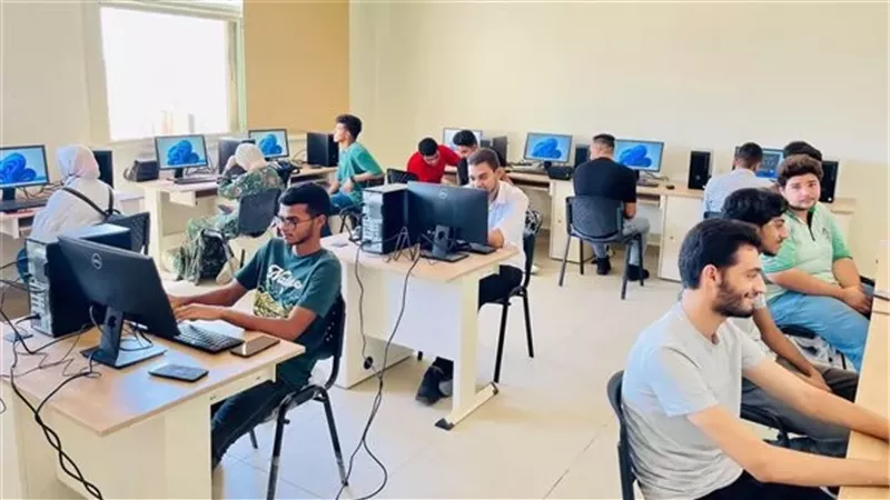 هل الجامعات التكنولوجية هي مستقبل التعليم في مصر؟.. أستاذ جامعي يوضح| خاص