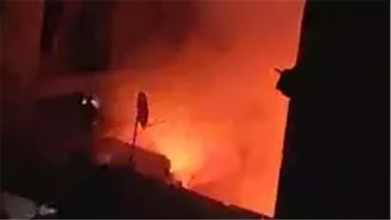 ليلة من الرعب في شارع العشرين.. تفاصيل حريق شقة فيصل