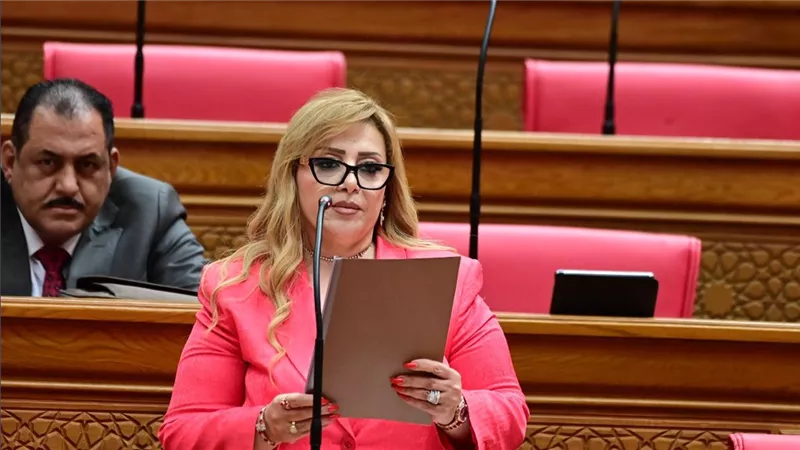 الإجازة الصيفية تضيع بين الهواتف..هبه غالي تتقدم بطلب احاطة بوضع خطة لاكتشاف الموهوبين