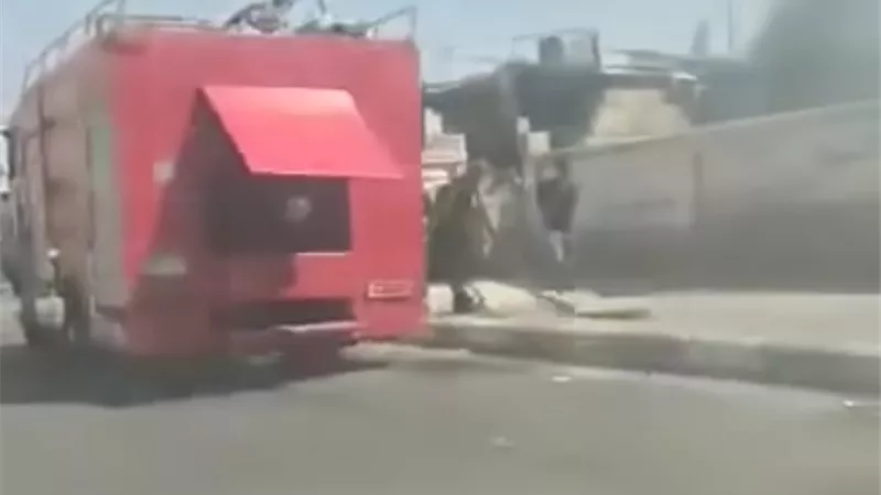 السيطرة على حريق محدود بالملاحة في السويس دون إصابات