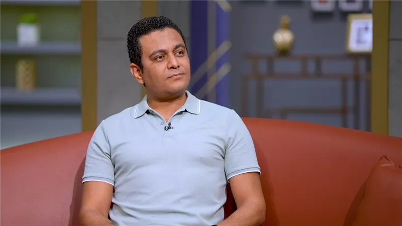 خبير علاقات إنسانية: معظم مستخدمي تطبيقات التعارف لا يبحثون عن الزواج