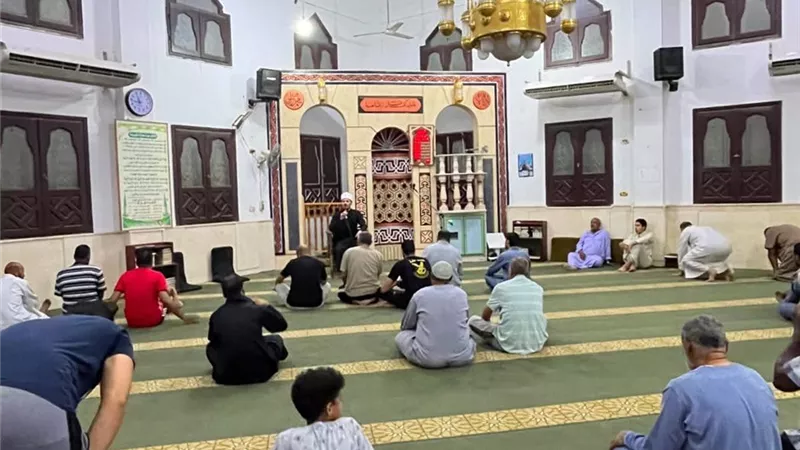 أوقاف السويس تواصل تنفيذ الدروس المنهجية بالمساجد لنشر الفكر الوسطي المستنير