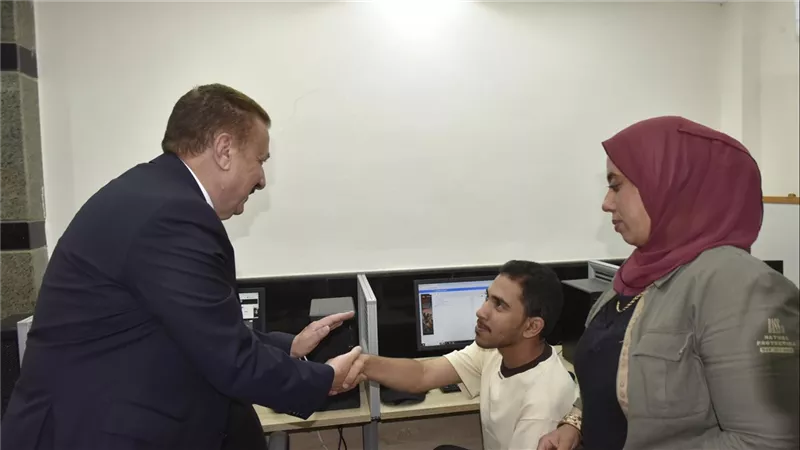 محافظ بورسعيد يتفقد مركز 