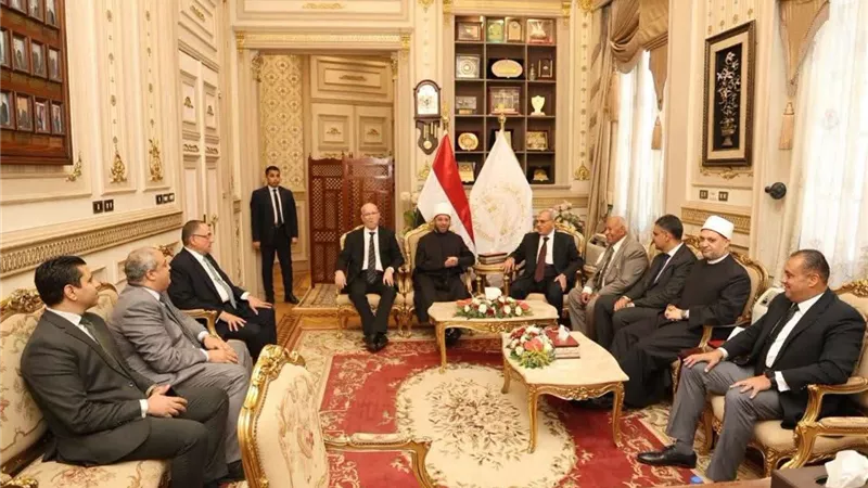 وزير الأوقاف يهنئ رئيس محكمة النقض بتوليه رئاسة المحكمة ومجلس القضاء الأعلى