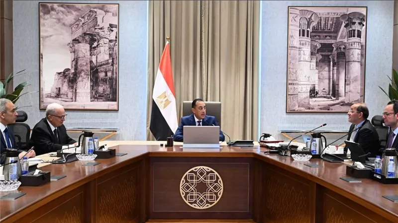 رئيس الوزراء: كل الدعم لإنجاح تطبيق الحزمة الثانية من التسهيلات الضريبية 