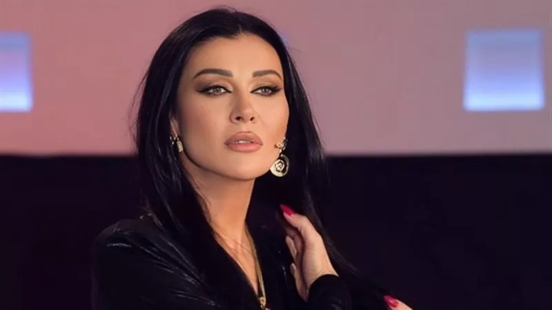أول تعليق من نادين الراسي بعد وصفها أحد المتابعين بالعجوزة |فيديو