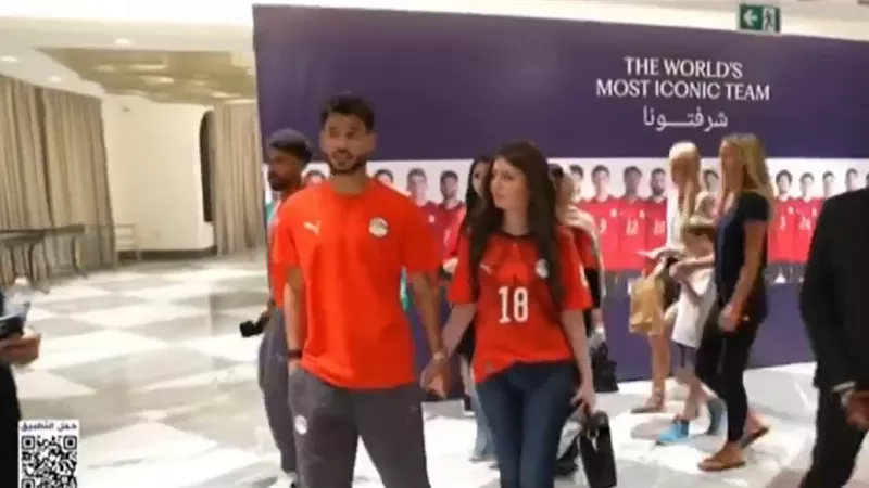 بالأسر.. لاعبو منتخب مصر يتوافدون على استاد القاهرة للمشاركة في الاحتفالية|صور
