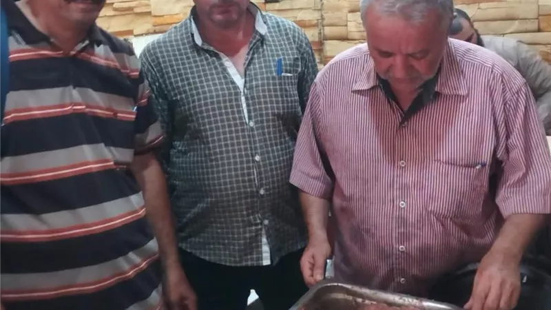 ضبط أغذية منتهية الصلاحية ولحوم فاسدة بحملة تموينةبكوم حمادة