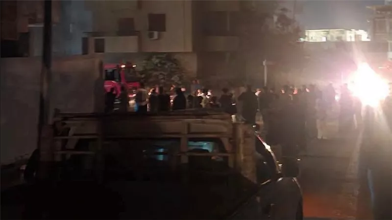 السيطرة على حريق داخل مخزن بالحى الأول بالعبور بمحافظة القليوبية 