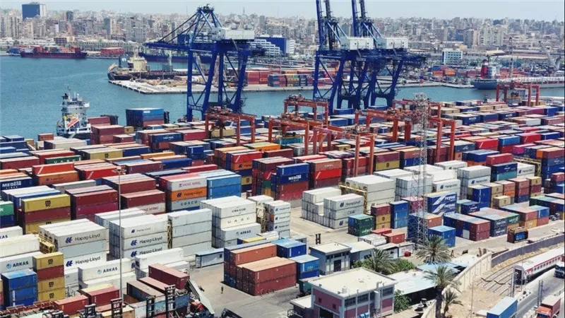 مصر تحقق نموًا 40% بتجارة الترانزيت وتقر حوافز ضريبية لدعم البورصة والاستثمار