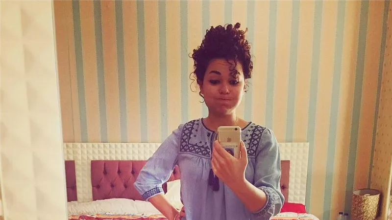 القصة الكاملة لاتهام غدير أحمد بدعم الجنس التجاري.. وائل عباس وطارق العوضي يهاجمان ونسمة الخطيب تدافع