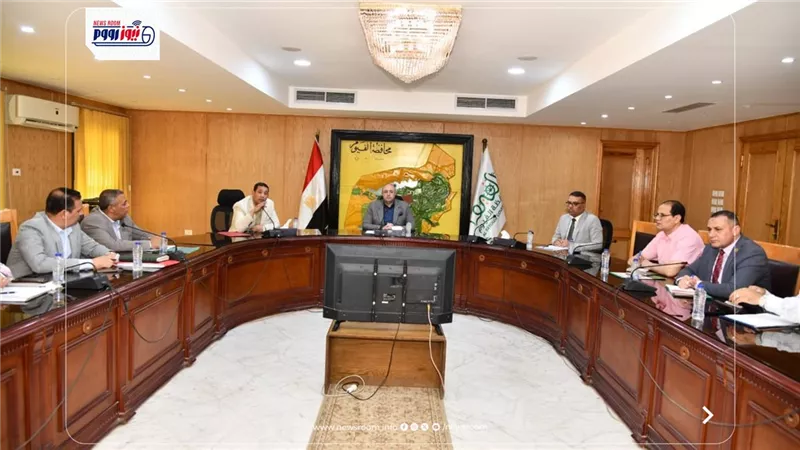 محافظ الفيوم يوجه باتخاذ إجراءات قانونية رادعة حيال المتعدين على الأراضي 