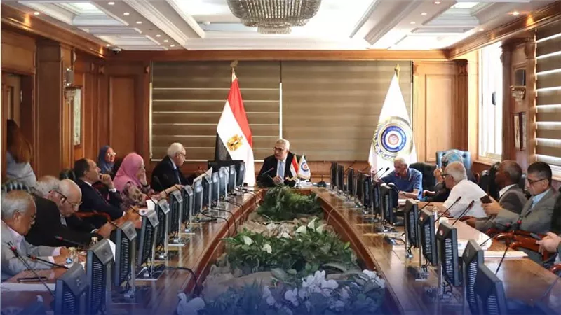الأعلى للجامعات: إعادة النظر في معادلة الدرجات العلمية وفق الضوابط الأكاديمية