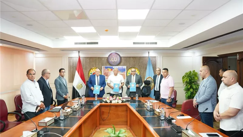 توقيع بروتوكول لتشغيل محطة تعبئة أسطوانات البوتاجاز وتحسين الخدمة بمطروح