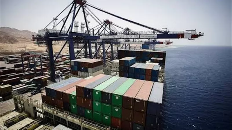 اتفاق مصري أردني لاستغلال مركب تغييز جديد بالعقبة لتأمين احتياجات الغاز