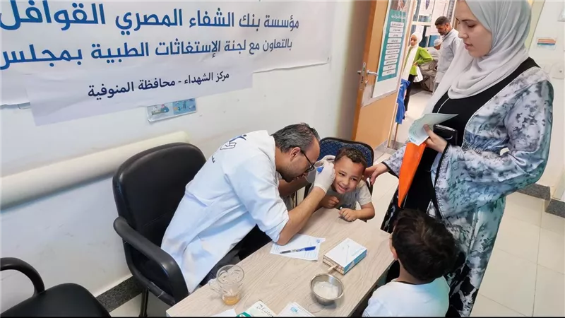 محافظ المنوفية: توقيع الكشف على 790 مواطنًا وإجراء 21 عملية جراحية مجانية