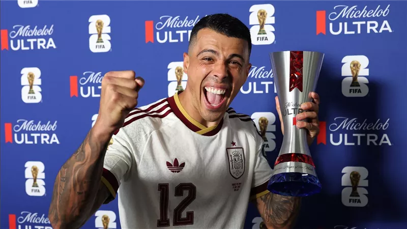 بيدرو بورو رجل مباراة إسبانيا وفرنسا في نصف نهائي كأس العالم