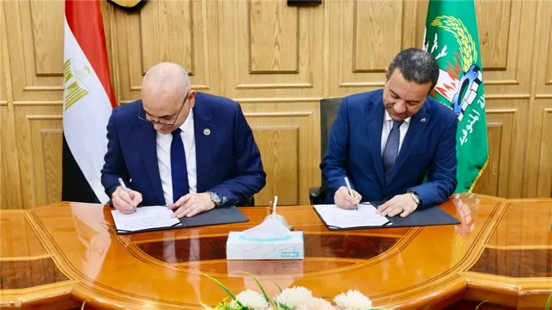 محافظ المنوفية ورئيس جامعة مدينة السادات يوقعان بروتوكول تعاون لتنفيذ برامج 