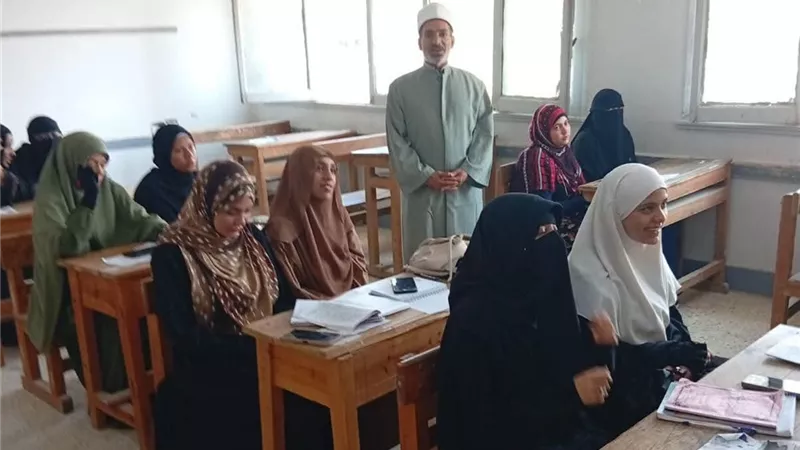 وسط إقبال كبير.. استمرار فعالات النشاط الصيفي لمعاهد القراءات بأزهرية السويس 