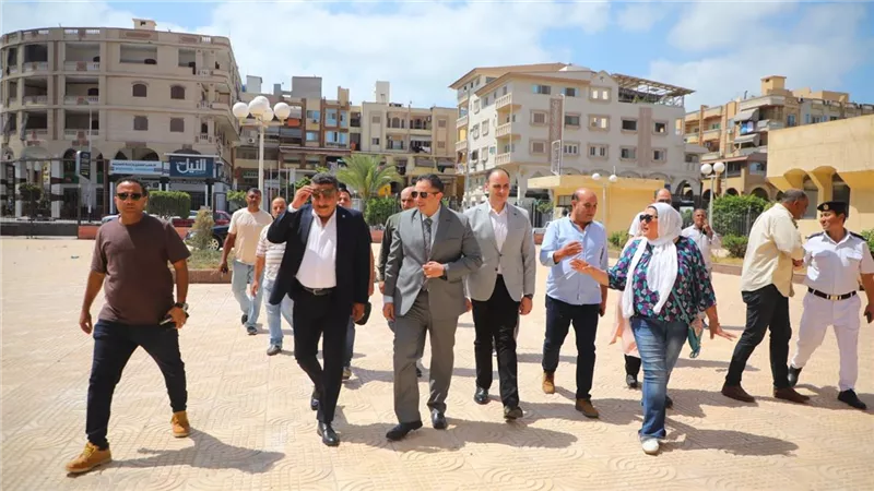 محافظ دمياط يتفقد مكتبة مصر العامة بدمياط الجديدة ويتابع الأنشطة الصيفية