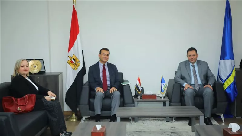 محافظ دمياط يبحث مع ميثانكس مصر تعزيز الشراكة ودعم التنمية وفرص الشباب 