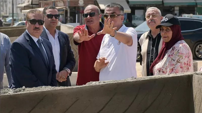 ساحة النصر تقترب من ثوبها الجديد..محافظ بورسعيديتابع معدلات تنفيذأعمال التطوير