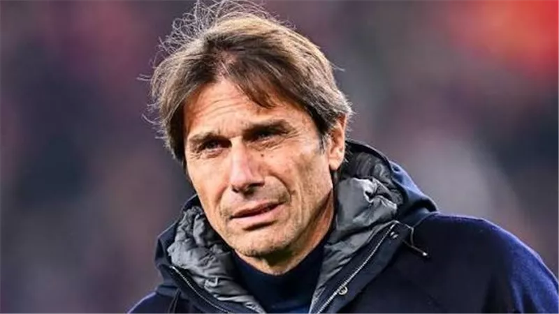 كونتي: هيثم حسن ضمن 3 لاعبين أعجبت بهم في كأس العالم