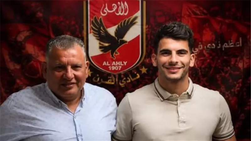 والد زيزو: الزمالك مش هياخد جنيه.. وطريق الإعلانات عرفناه في الأهلي