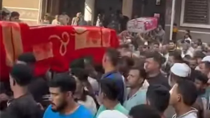 جمعهتهما الحياة والموت .. حزن فى قرية ميت بشار بعد وفاة اب ونجله اثناء العمل