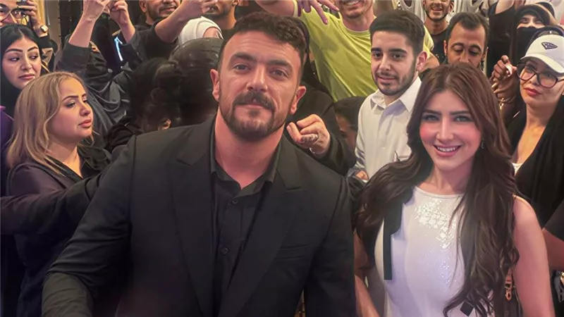 أحمد العوضي ومي عمر يحتفلان بالعرض الخاص لفيلم شمشون ودليلة في السعودية