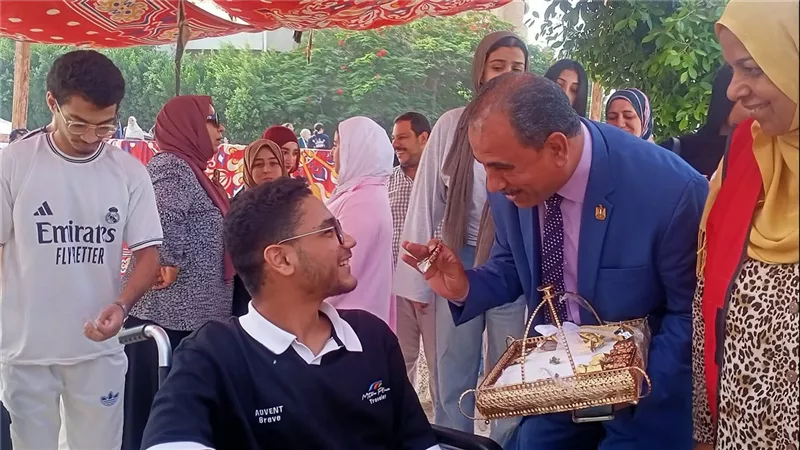 شيكولاتة النجاح تودع طلاب الثانوية العامة في ختام الامتحانات بإدارة العبور