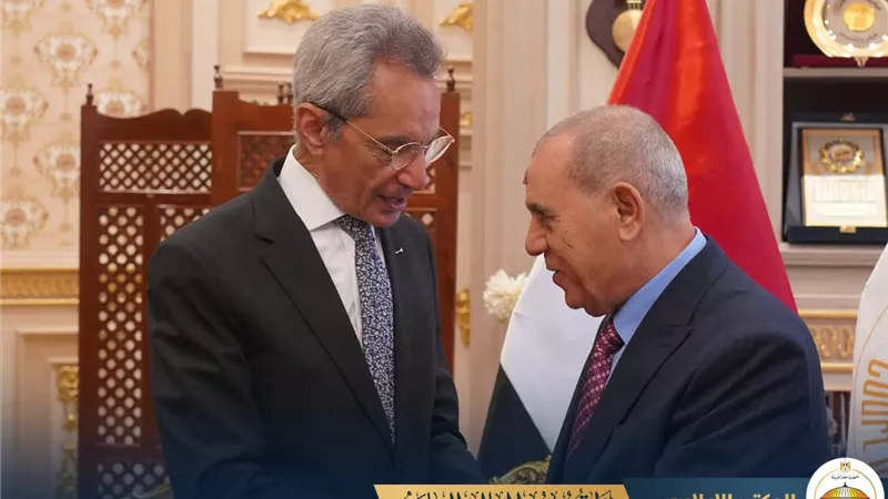 وزير المجالس النيابية يهنئ رئيس محكمة النقض بمناسبة توليه مهام منصبه الجديد