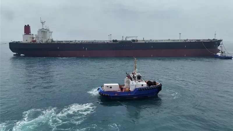 العراق.. هجوم بمسيرة يستهدف ناقلة نفط في ميناء البصرة