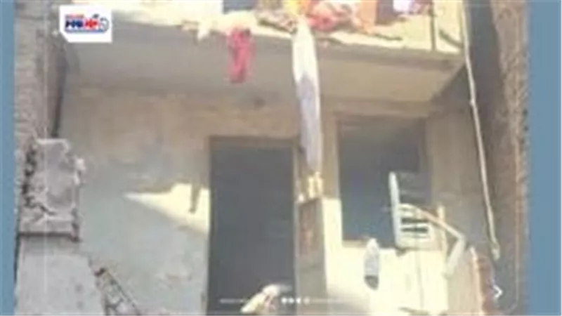 فاجعة بشبرا الخيمة.. شاهد بالصور انهيار عقار وإصابة المالك بسبب أسطوانة غاز