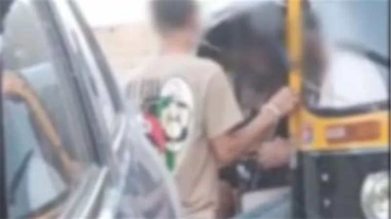 النيابة تحقق مع 3 متهمين بالاتجار في المخدرات بعد ضبطهم في حلوان
