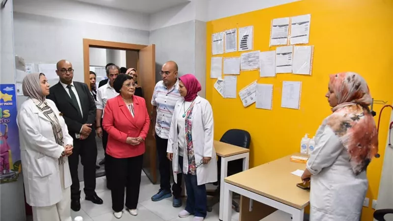 في زياراتها لمنشآت صحية .. نائب وزير الصحة توجه برفع كفاءة وجودة الخدمات 
