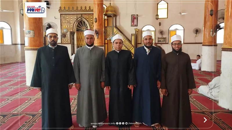 قافلة دعوية لأوقاف المنيا تنشر قيم الوسطية وحقوق الطريق بقرية الحواصلية 
