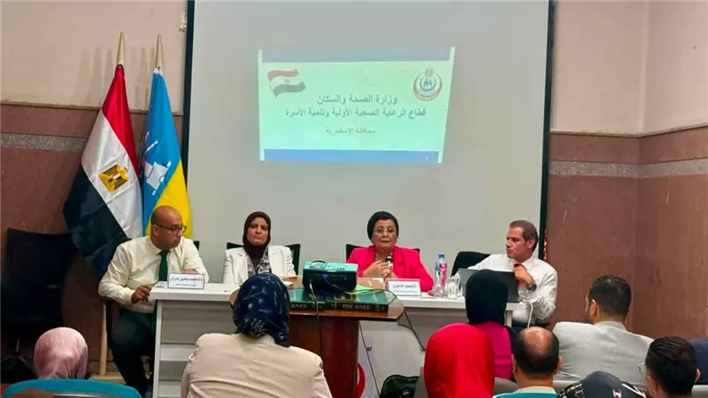نائب وزير الصحة تتابع تطوير الرعاية الأولية وتنفيذ خطة للتنمية السكانية