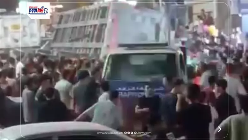 انقلاب تريلا فوق سيارة ملاكي في الفيوم.. والشرطة تتحفظ على سائق النقل