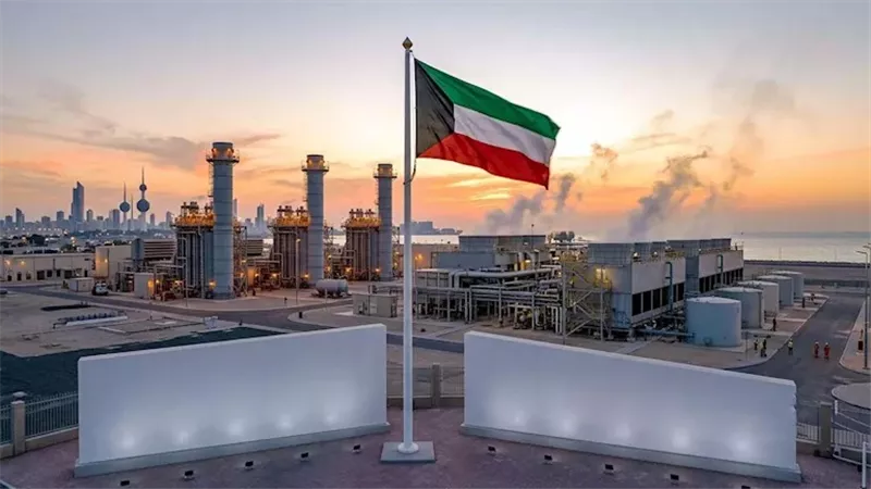 الكويت تدين الهجوم الإيراني على سفينة إماراتية في مضيق هرمز 