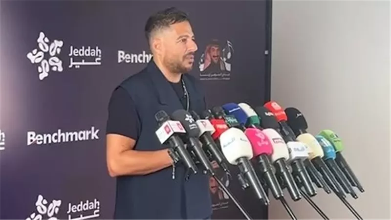 محمد حماقي : كل الأغاني اللي عملتها بتمثل شخصيتي                              